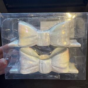 Iridescent Bow candle tapers